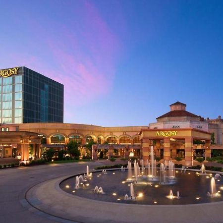 Argosy Casino Hotel & Spa Riverside Exterior photo