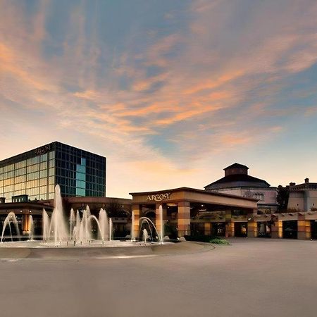 Argosy Casino Hotel & Spa Riverside Exterior photo