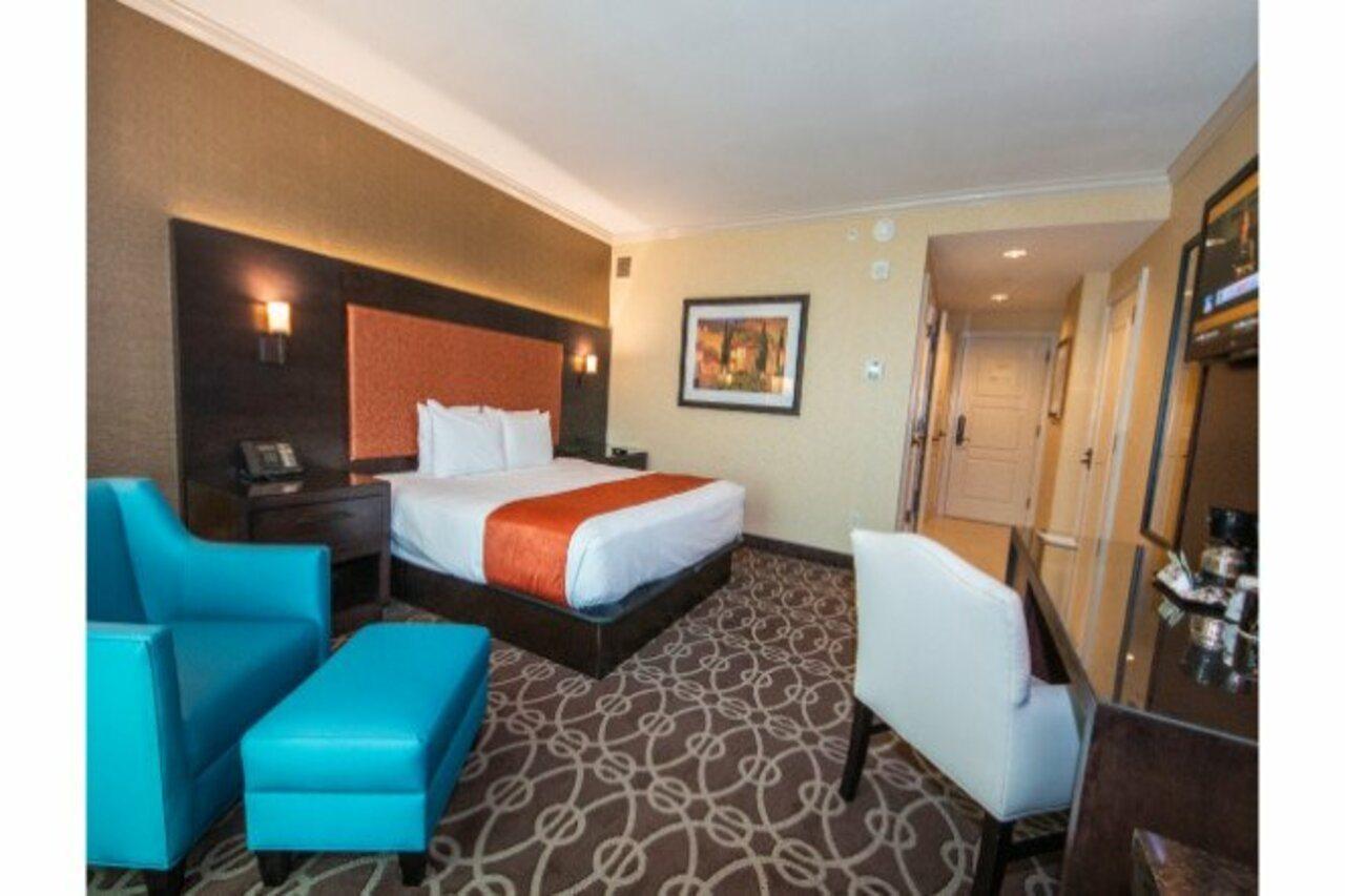 Argosy Casino Hotel & Spa Riverside Exterior photo