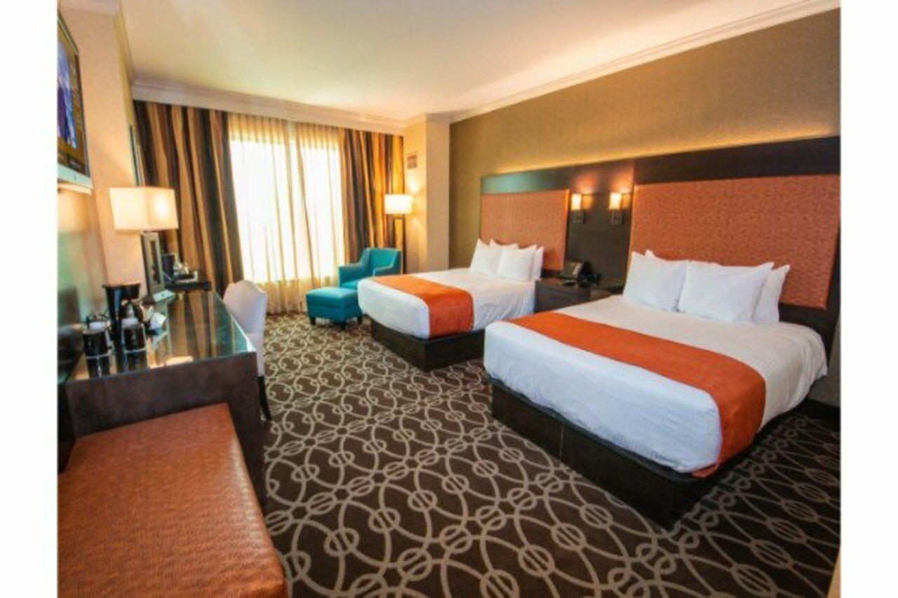 Argosy Casino Hotel & Spa Riverside Exterior photo