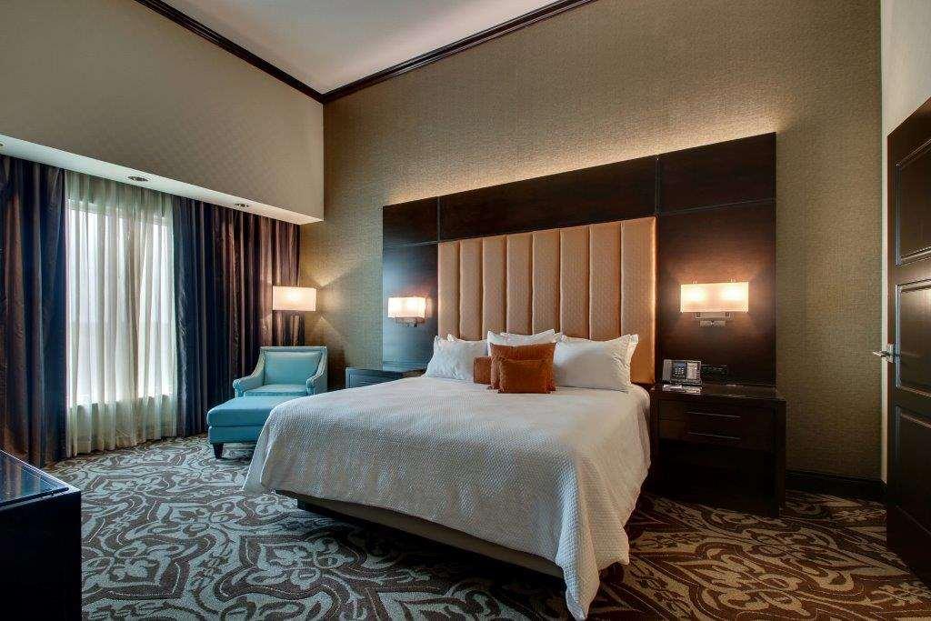 Argosy Casino Hotel & Spa Riverside Room photo
