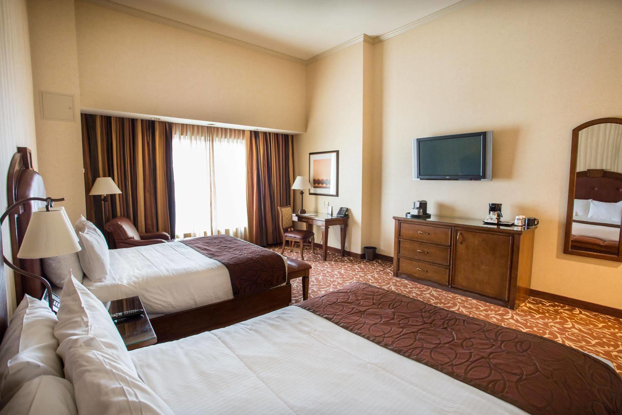 Argosy Casino Hotel & Spa Riverside Exterior photo