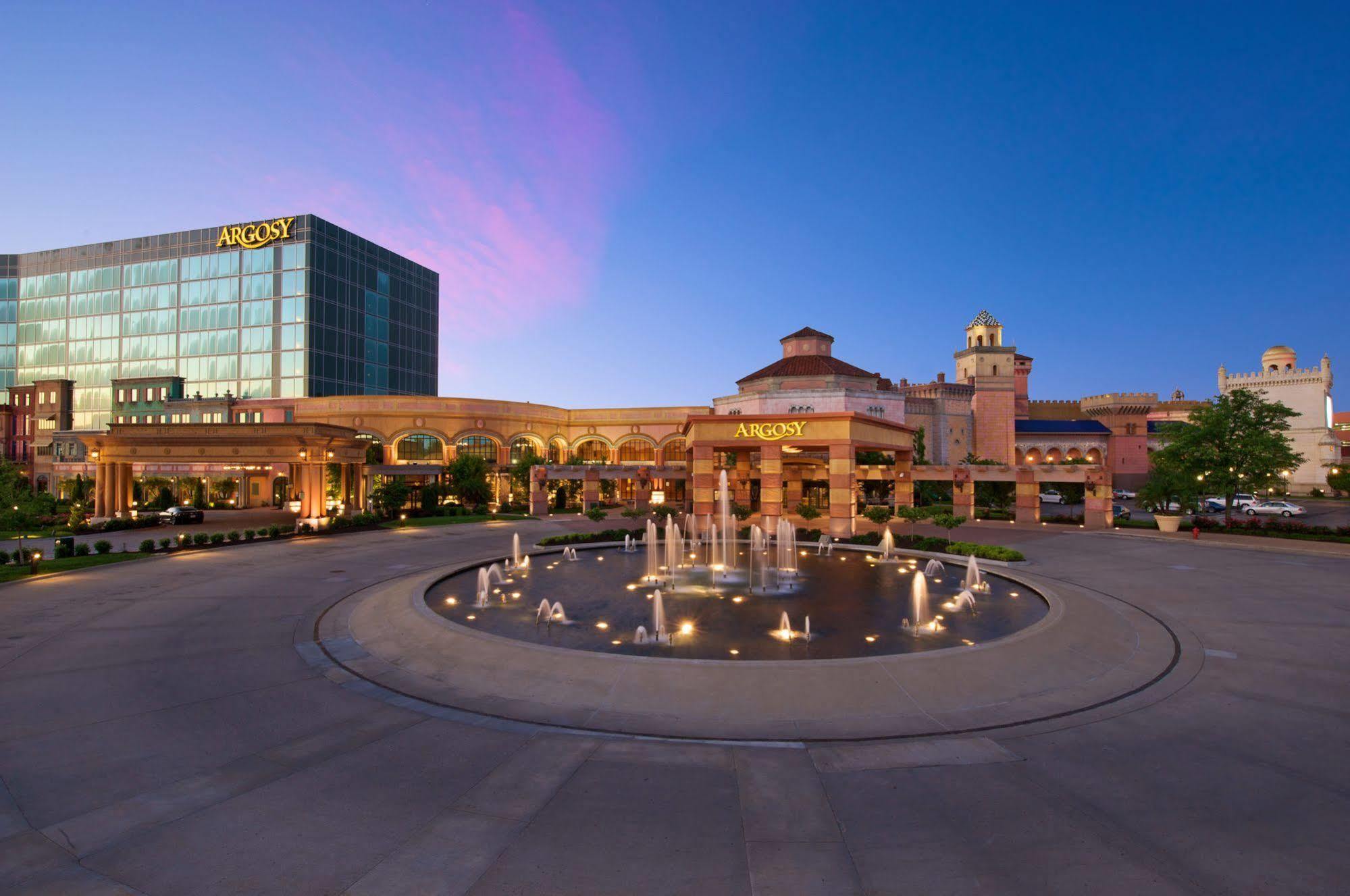Argosy Casino Hotel & Spa Riverside Exterior photo